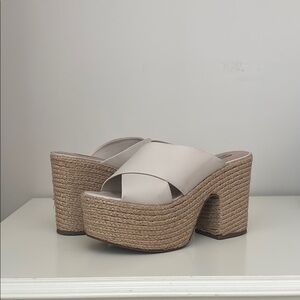 Steve Madden Cream Tan Platform Sandals